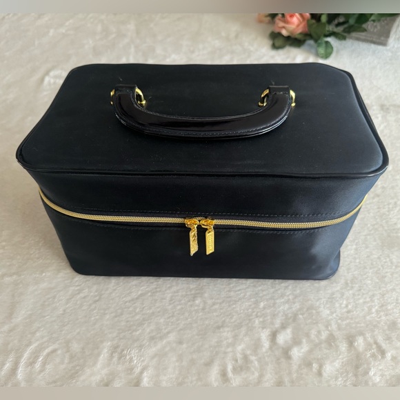 Estée Lauder Nylon Dark Blue Soft Cosmetic Makeup Travel Bag with Gold Accents - Picture 12 of 12